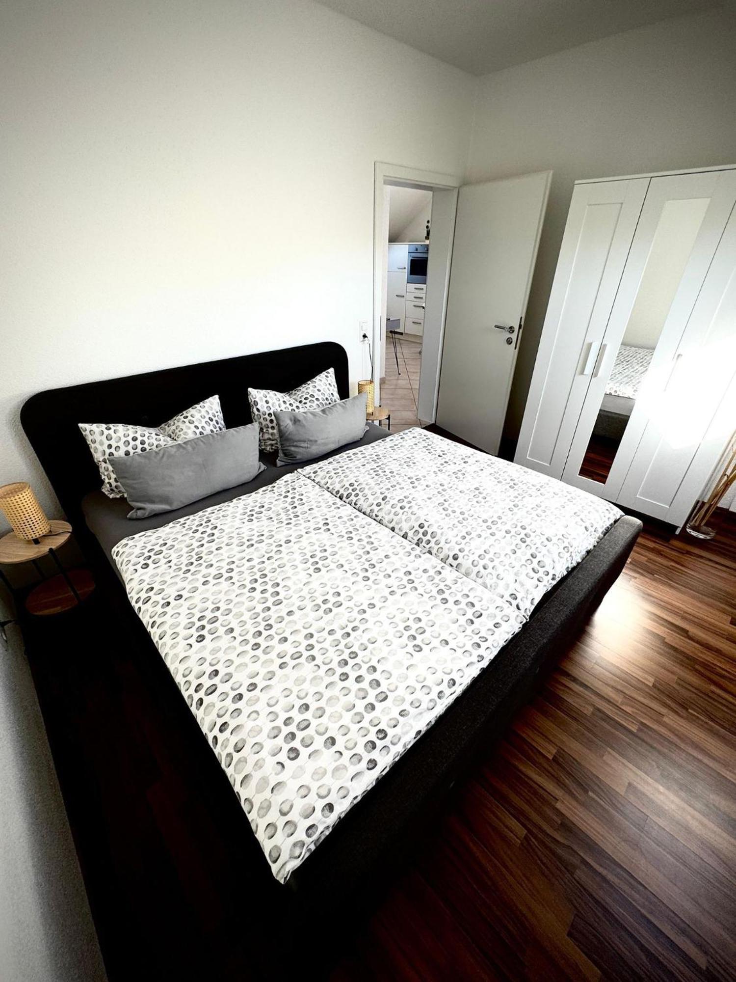 Ferienwohnung Blumenfeld ゲンゲンバッハ エクステリア 写真