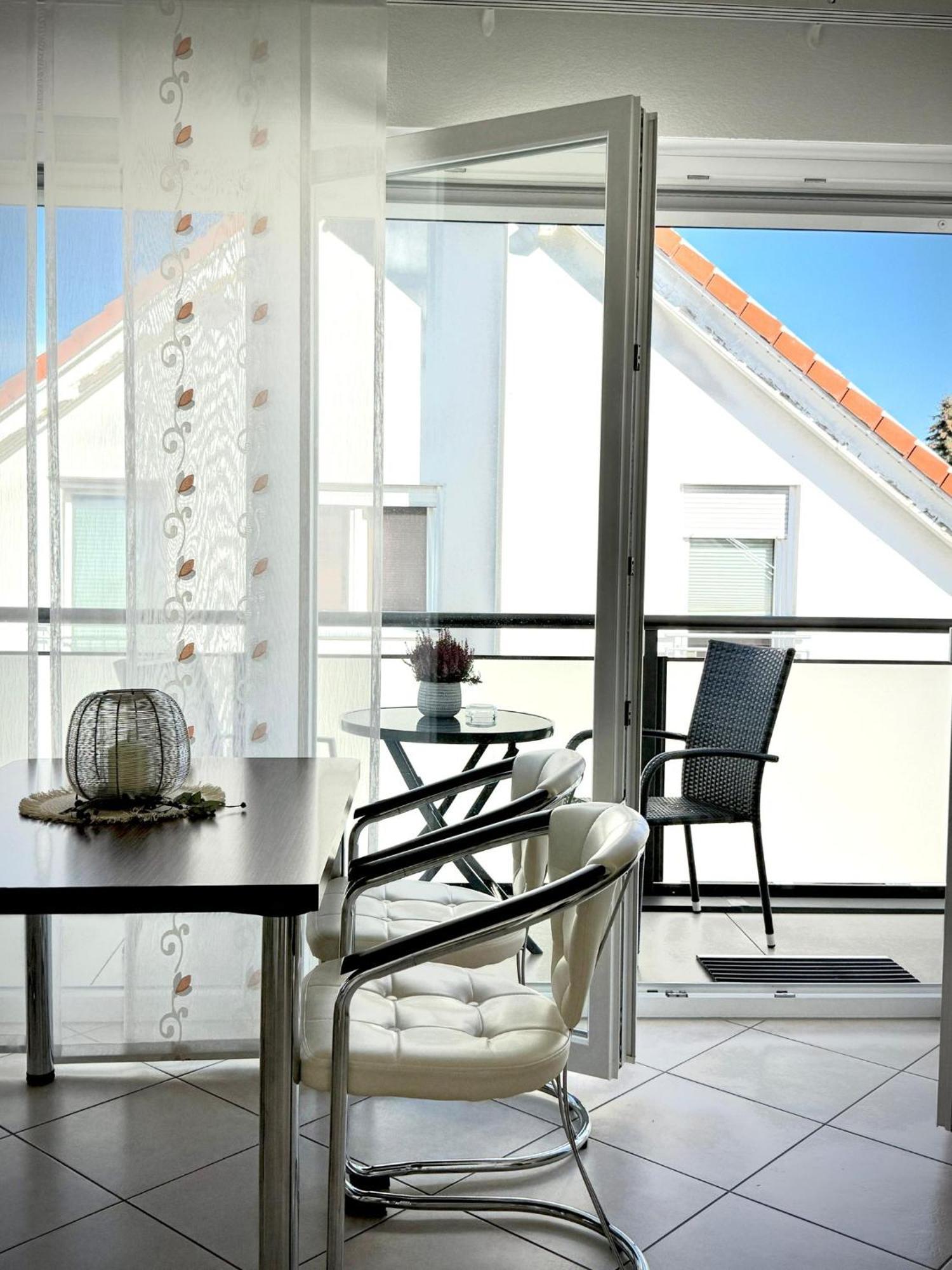 Ferienwohnung Blumenfeld ゲンゲンバッハ エクステリア 写真