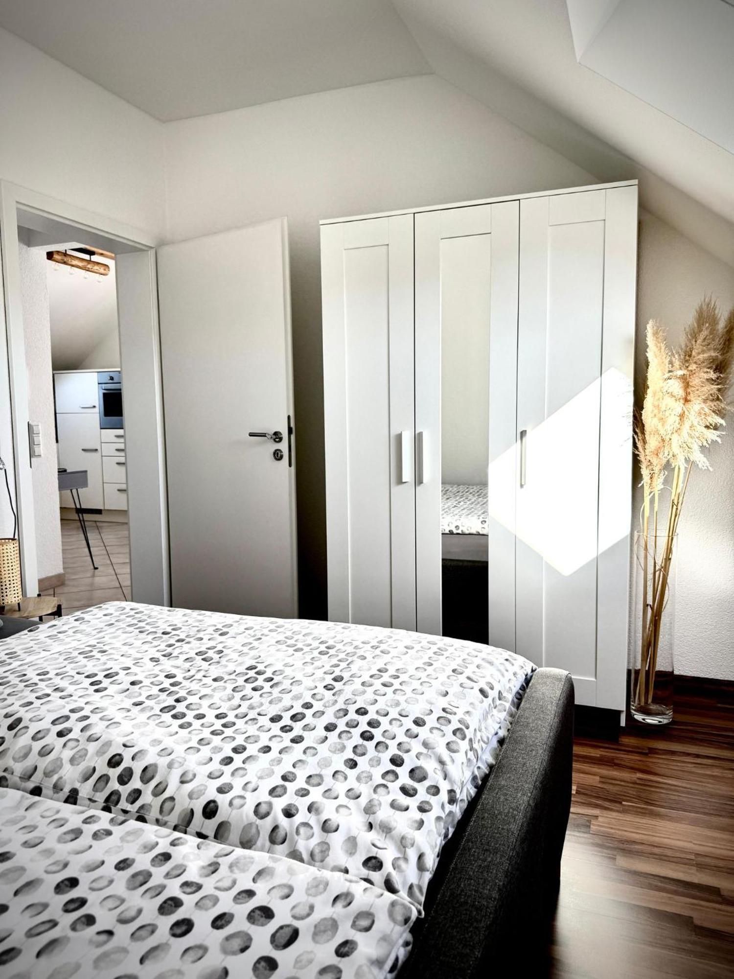 Ferienwohnung Blumenfeld ゲンゲンバッハ エクステリア 写真